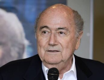 EXPRESIDENTE DE LA FIFA  ACUSA DE QUE EL FUTBOL VA EN DIRECCIÓN EQUIVOCADA